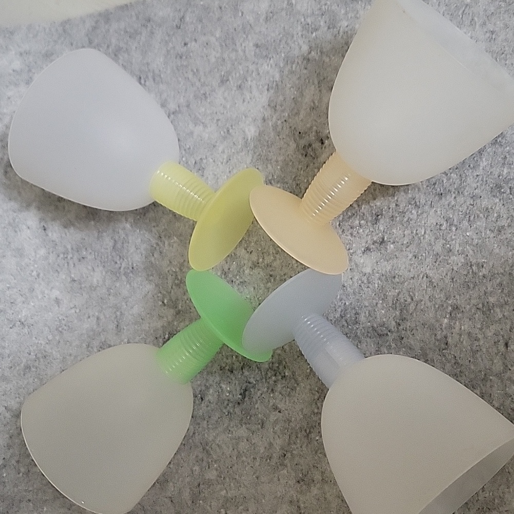 Tupperware Impressions Goblets Set of 4 EUC - Picture 6 of 6